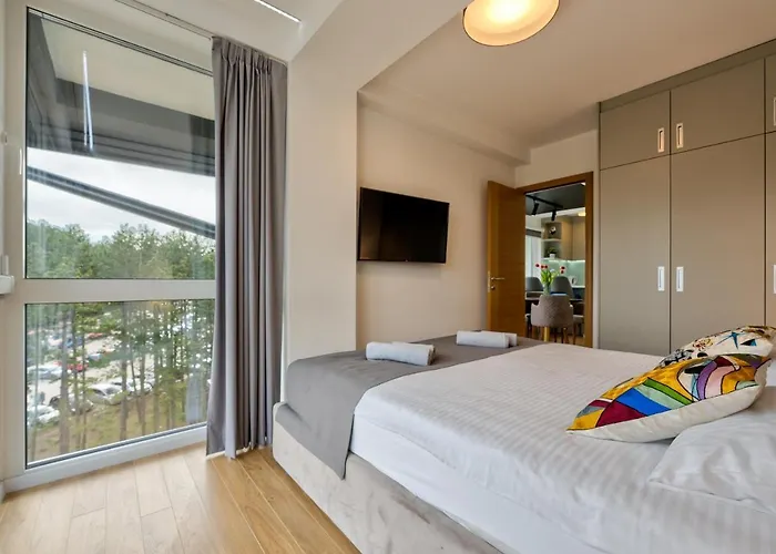 Gondola View Apartment *