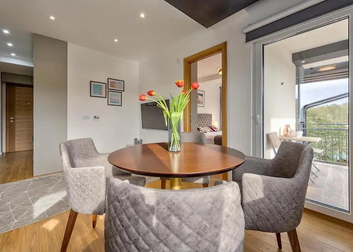 Apartment Gondola View *